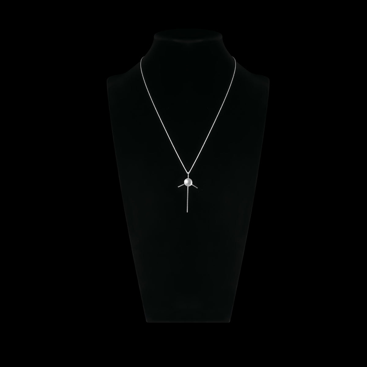Voyager pendant necklace